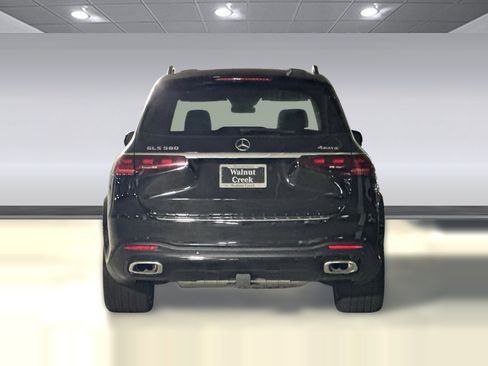 Certified 2025 Mercedes-Benz GLS 580 4MATIC image 9