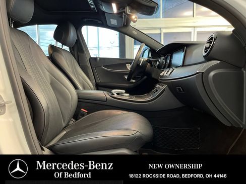 Used 2018 Mercedes-Benz E 300 4MATIC image 18