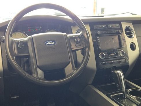 Used 2013 Ford Expedition Limited image 20
