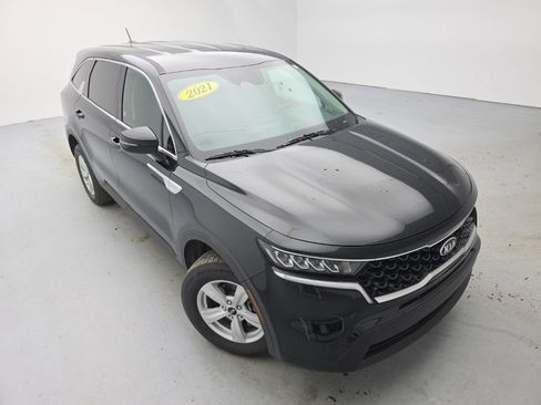 Used 2021 Kia Sorento LX AWD/4WD image 1