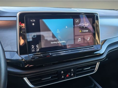 Used 2025 Volkswagen Atlas Cross Sport SE image 14