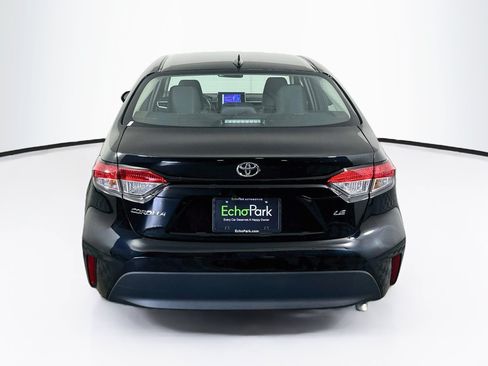 Used 2025 Toyota Corolla LE FWD image 7