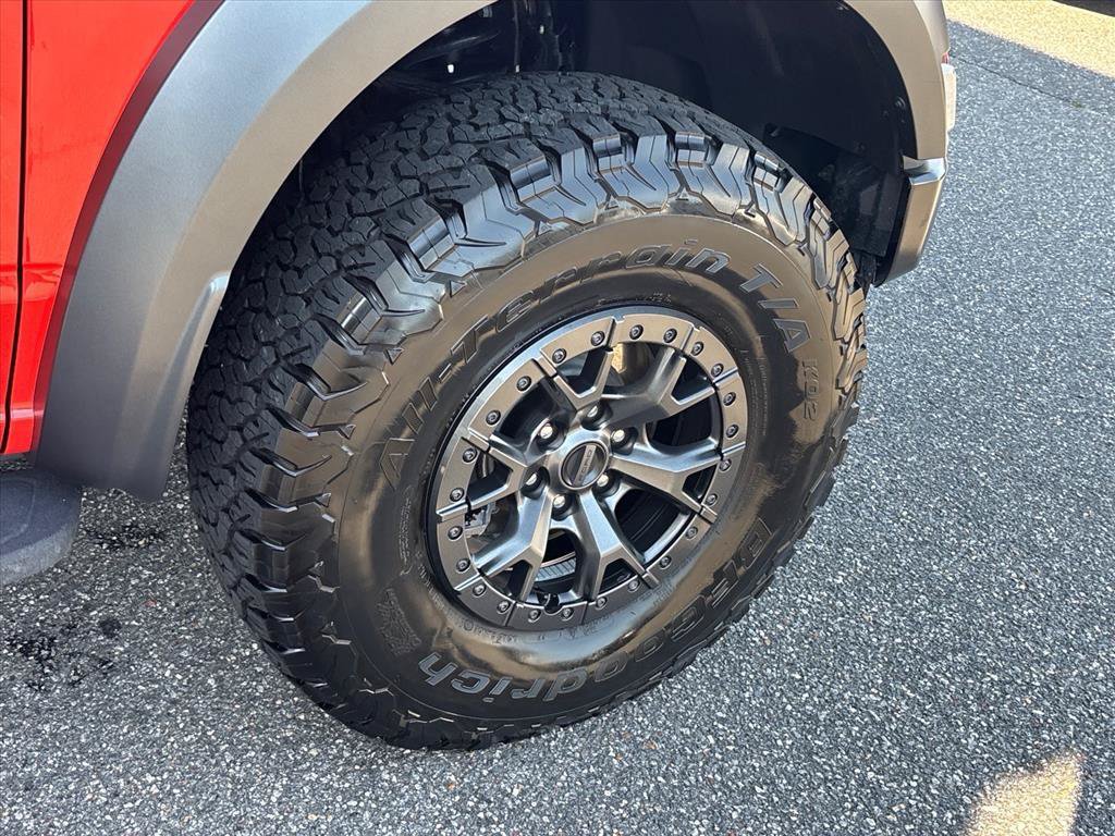 Used 2022 Ford F150 Raptor w/ Raptor 37 Performance Package AWD/4WD image 27