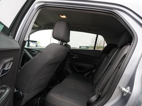 Used 2020 Chevrolet Trax LS w/ Tint and Cruise Package image 18