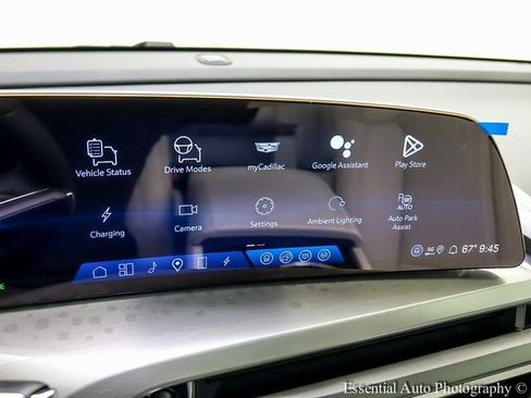 New 2026 Cadillac Vistiq Luxury w/ LPO, Floor Liner Package image 14