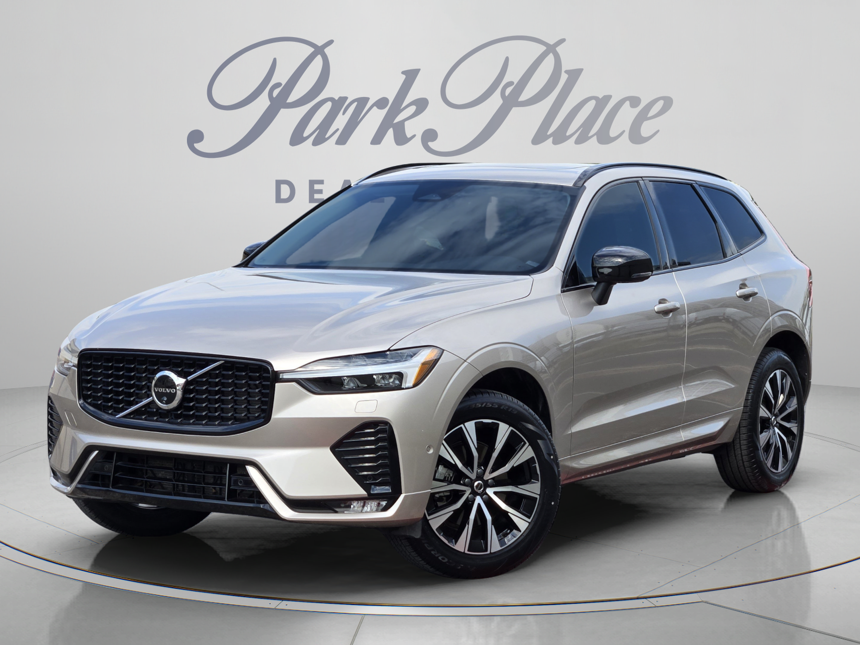Used 2024 Volvo XC60 B5 Plus w/ Protection Package Premier AWD/4WD image 1