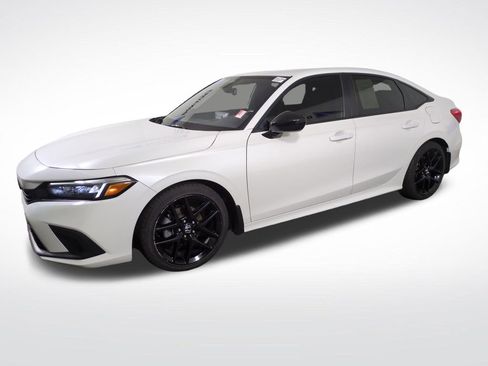 Used 2024 Honda Civic Sport image 1