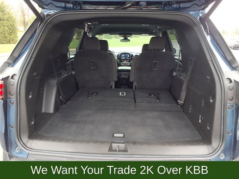 Used 2023 Chevrolet Traverse LT AWD/4WD image 26