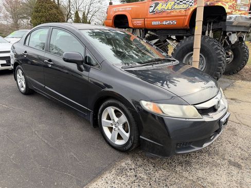 Used 2009 Honda Civic LX-S image 2