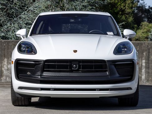 Certified 2023 Porsche Macan GTS AWD/4WD image 8