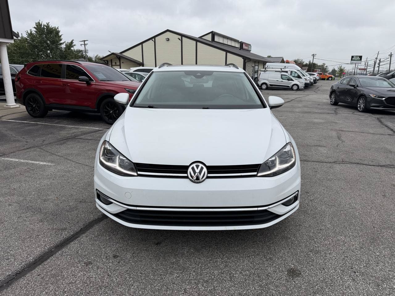 Used 2019 Volkswagen Golf S FWD image 3