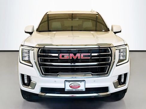 Used 2024 GMC Yukon SLT w/ SLT Luxury Package RWD image 2