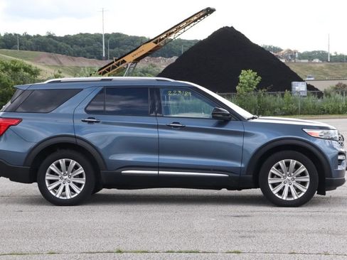 Certified 2020 Ford Explorer Limited AWD/4WD image 10