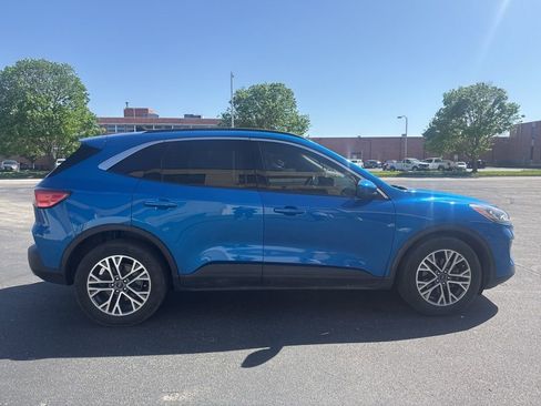 Used 2020 Ford Escape SEL FWD image 4