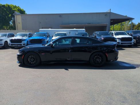 Certified 2021 Dodge Charger Scat Pack w/ Dynamics Package RWD image 4