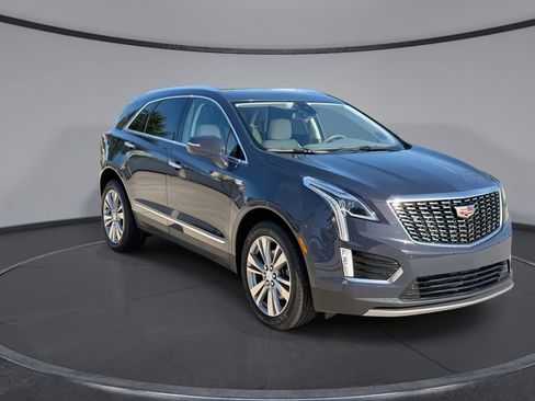 Used 2024 Cadillac XT5 Premium Luxury FWD image 12