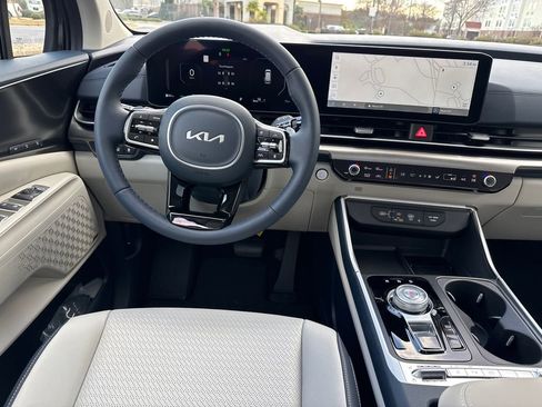 New 2026 Kia Carnival SX Prestige FWD image 25