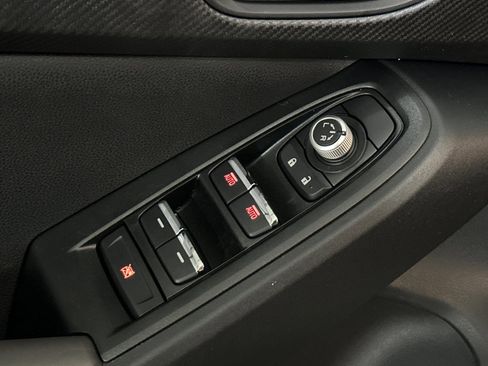 New 2025 Subaru Crosstrek 2.5i Limited w/ Crosstrek Mirror Package image 12