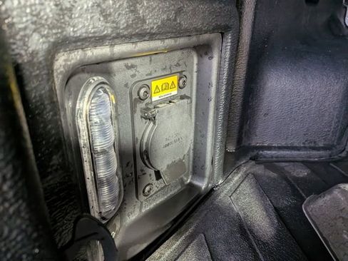 Used 2024 Ford Maverick XLT w/ XLT Luxury Package image 9