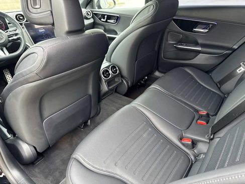 Used 2023 Mercedes-Benz C 300 Sedan image 10