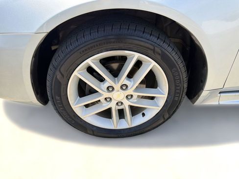 Used 2014 Chevrolet Impala LTZ FWD image 11