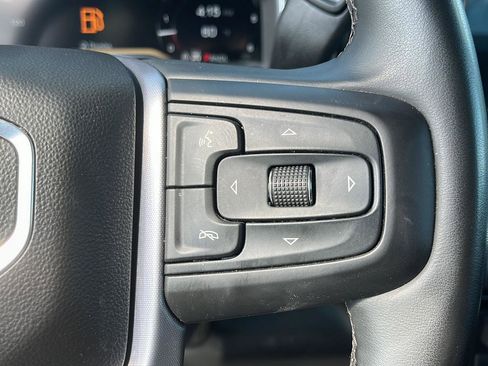 Used 2025 GMC Sierra 1500 SLT image 15