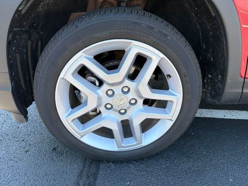 Certified 2025 Honda Passport EX-L image 10