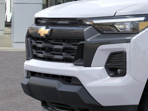 New 2026 Chevrolet Colorado LT w/ LT Convenience Package AWD/4WD image 13