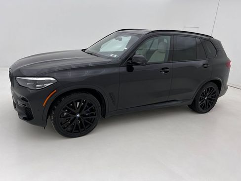 Certified 2022 BMW X5 xDrive40i w/ M Sport Package image 5
