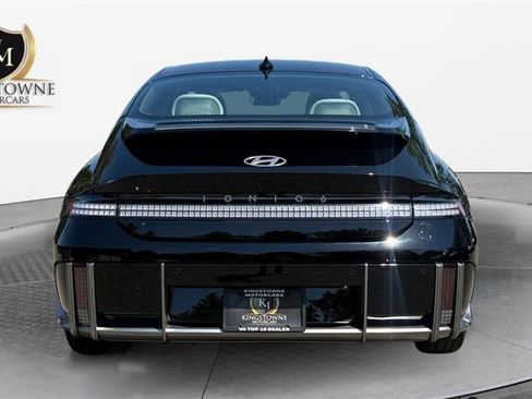 Used 2025 Hyundai Ioniq 6 SEL RWD image 4