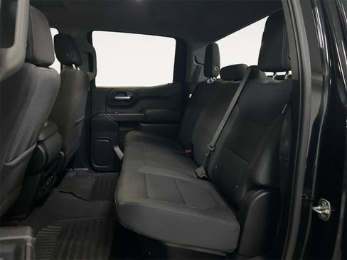 Used 2021 Chevrolet Silverado 1500 LT image 13