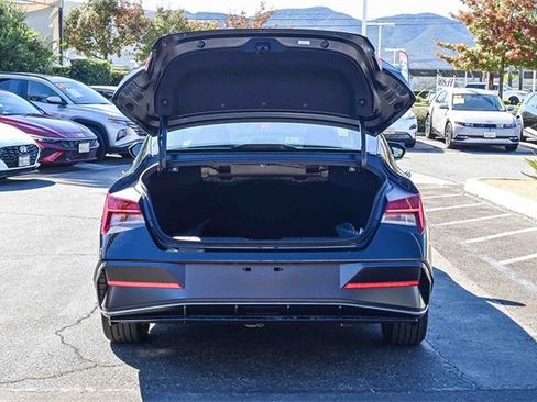 New 2026 Hyundai Elantra SEL Sport image 7