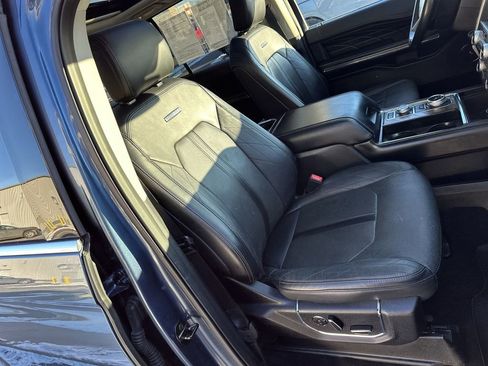 Used 2019 Ford Expedition Platinum image 26