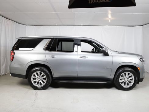 Used 2023 Chevrolet Tahoe Premier AWD/4WD image 2
