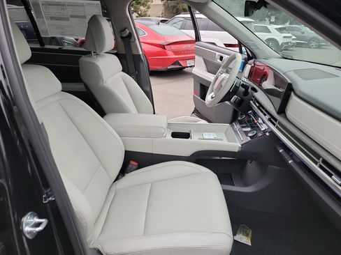 New 2026 Hyundai Santa Fe Limited image 18