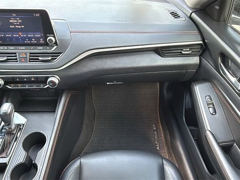 Used 2021 Nissan Altima 2.5 SR image 29