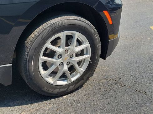 Used 2024 Chevrolet Equinox LT AWD/4WD image 6