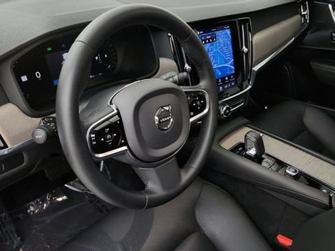 Used 2023 Volvo S90 B6 Plus AWD/4WD image 63
