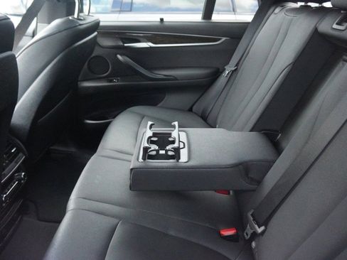 Used 2018 BMW X5 sDrive35i RWD image 10