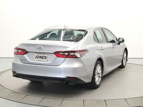 Used 2023 Toyota Camry LE w/ Convenience Package image 6