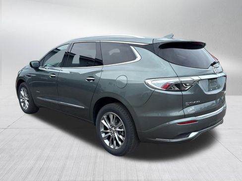 Used 2023 Buick Enclave Avenir w/ Avenir Technology Package AWD/4WD image 4