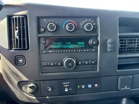Used 2020 Chevrolet Express 2500 w/ Driver Convenience Package RWD image 31
