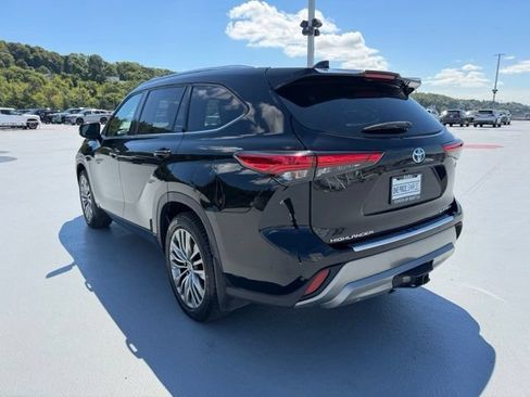 Used 2021 Toyota Highlander Platinum AWD/4WD image 5
