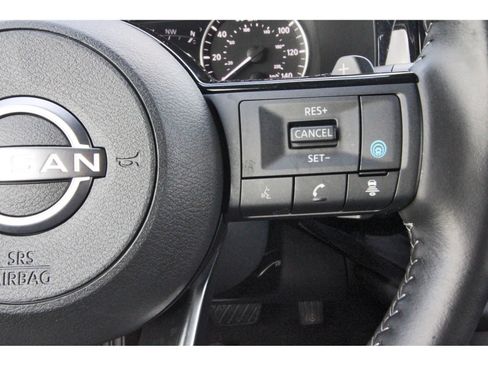Certified 2025 Nissan Pathfinder SL FWD image 20