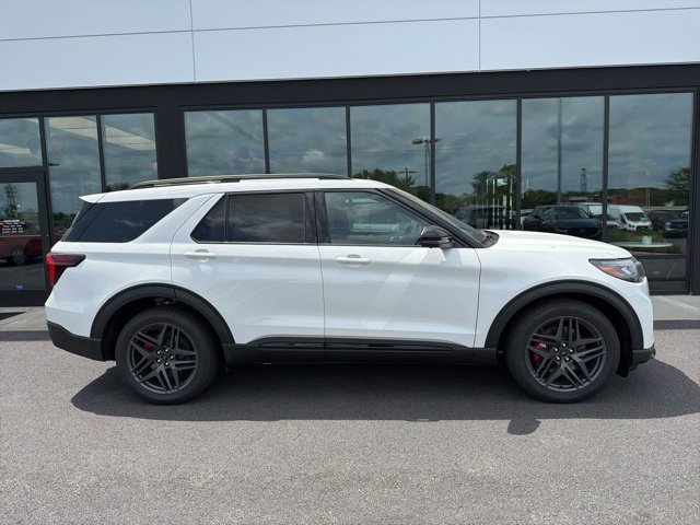 New 2026 Ford Explorer ST w/ Sun And Sound Package AWD/4WD image 2