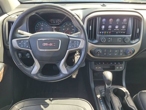 Used 2022 GMC Canyon Denali w/ Denali Black Edition Package AWD/4WD image 11