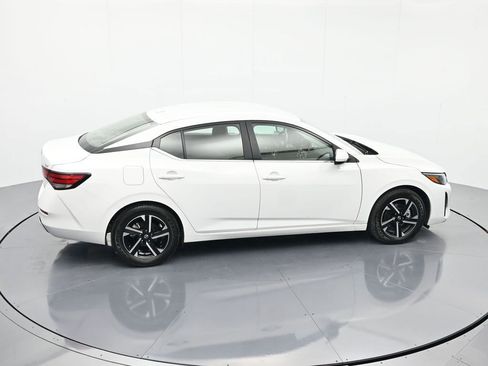 Used 2024 Nissan Sentra SV FWD image 30