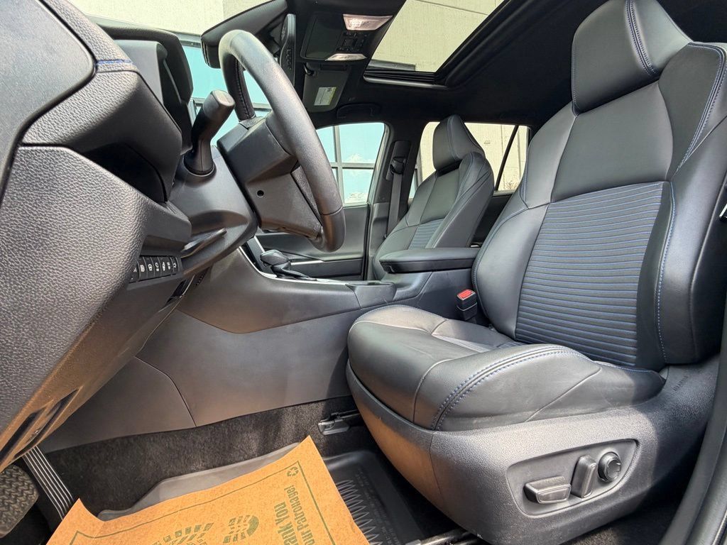 Used 2024 Toyota RAV4 XSE w/ Advanced Technology Package AWD/4WD image 10