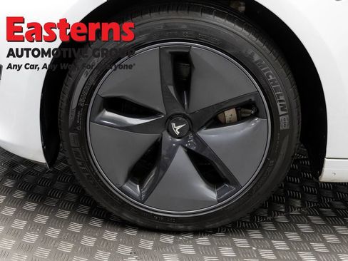 Used 2018 Tesla Model 3 Long Range RWD image 26