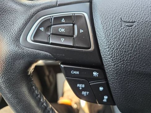 Used 2019 Ford Escape SEL AWD/4WD image 23